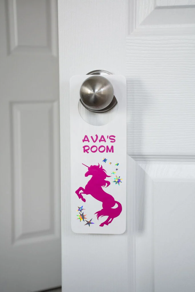 diy door knob hanger for a kids room