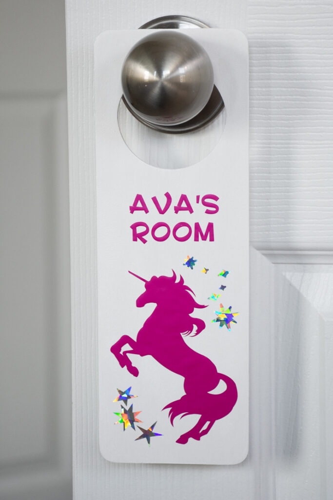 diy door knob hanger for a kids room