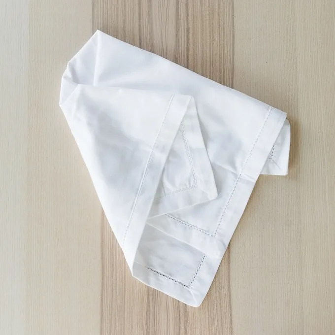 white cotton napkin