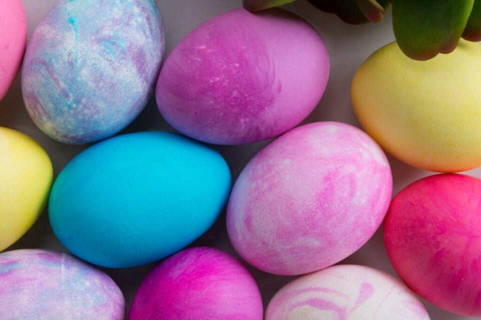 How to Dye Eggs With Food Coloring, Shaving Cream, & Household Items!