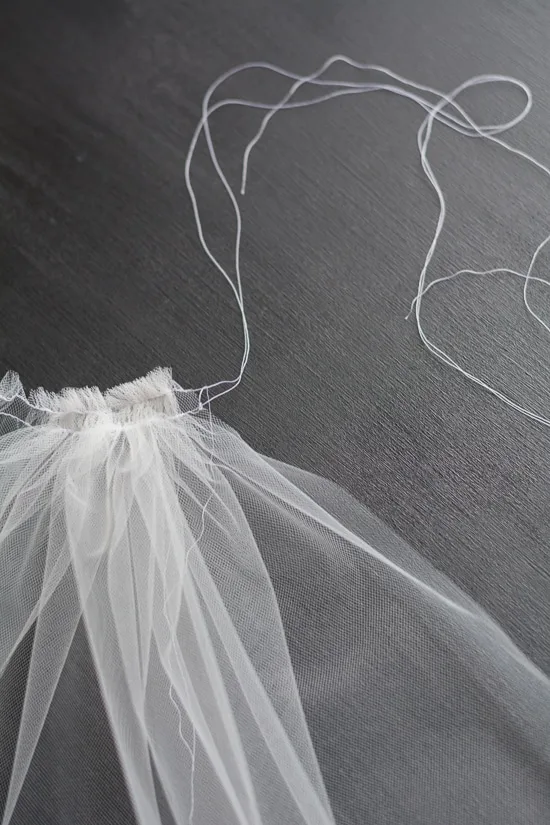 How to gather tulle fabric to make a diy veil