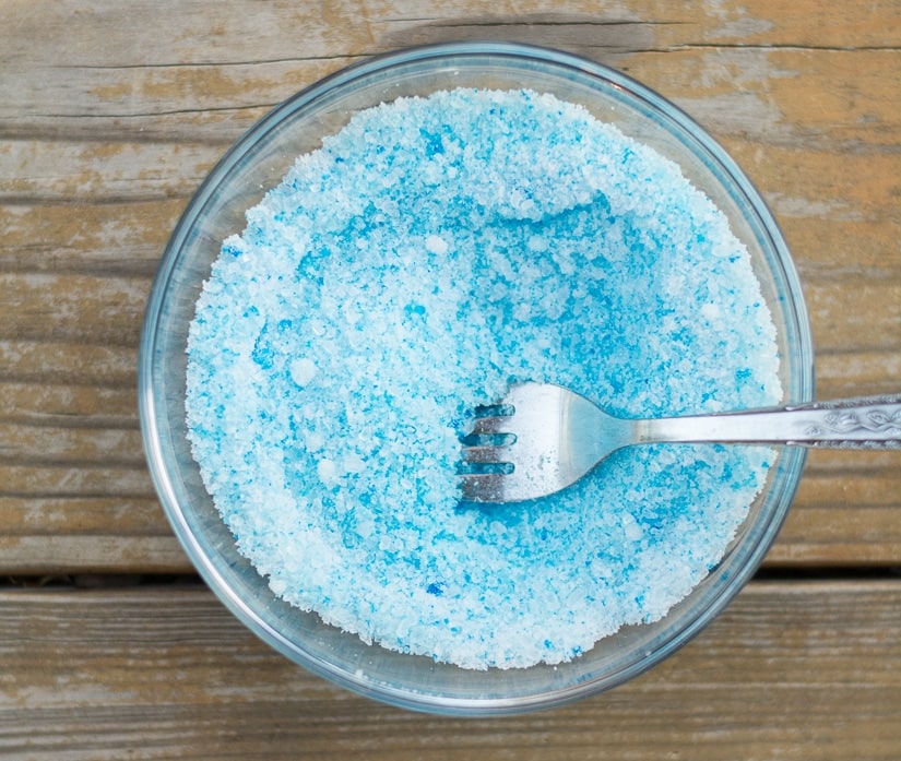 adding food coloring to salts