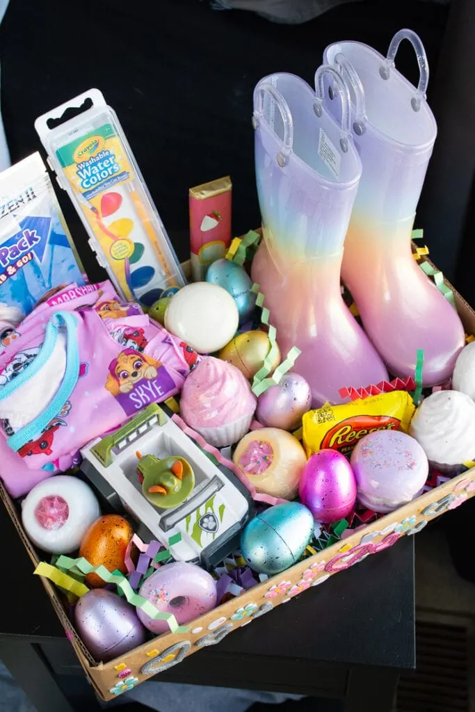 finished DIY Easter basket using a cardboard box and Easter grass made using paper