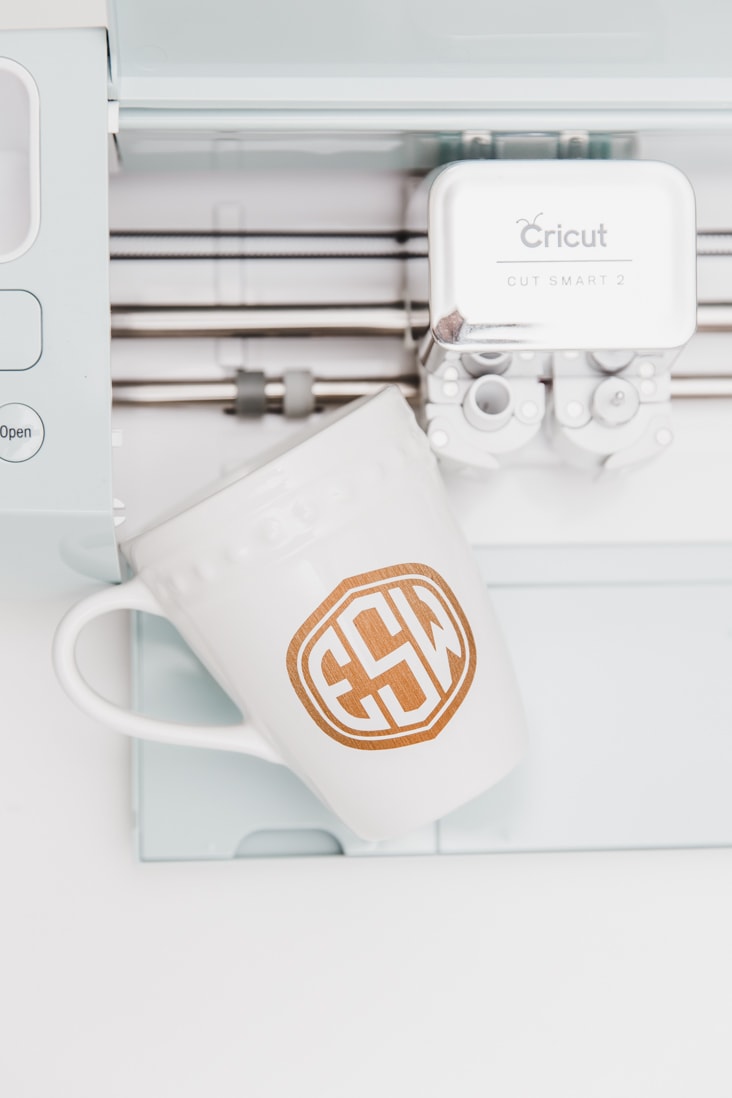 monogram mug with Cricut