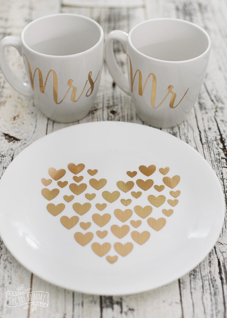Mr. and Mrs mugs with heart plate