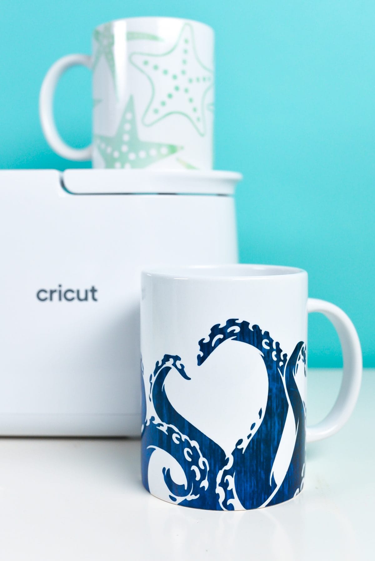 octapus tenticles on a mug