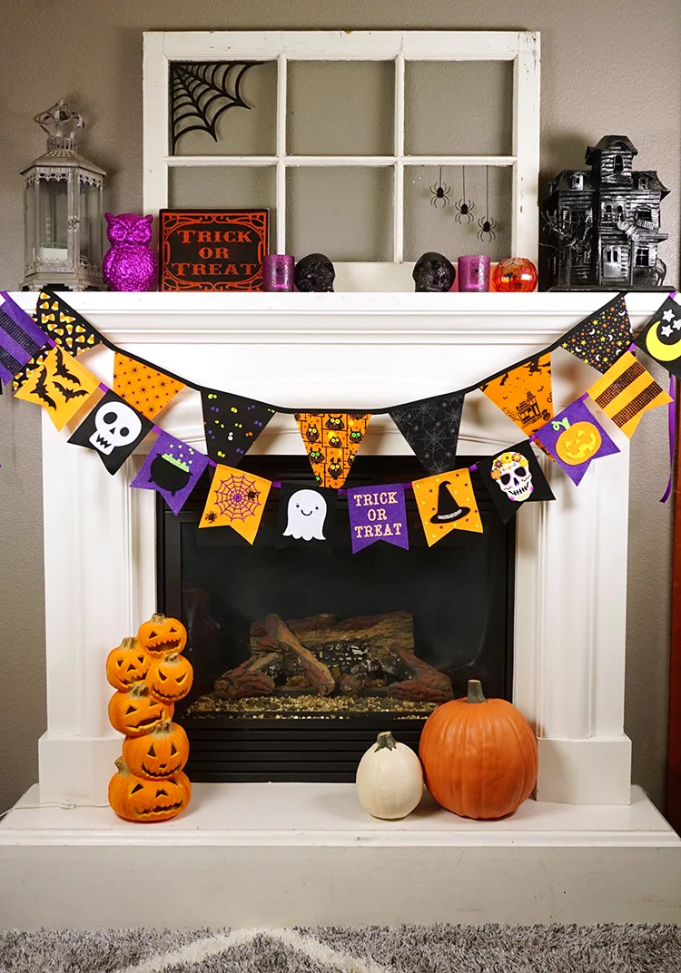 pennant style halloween banner made from felt